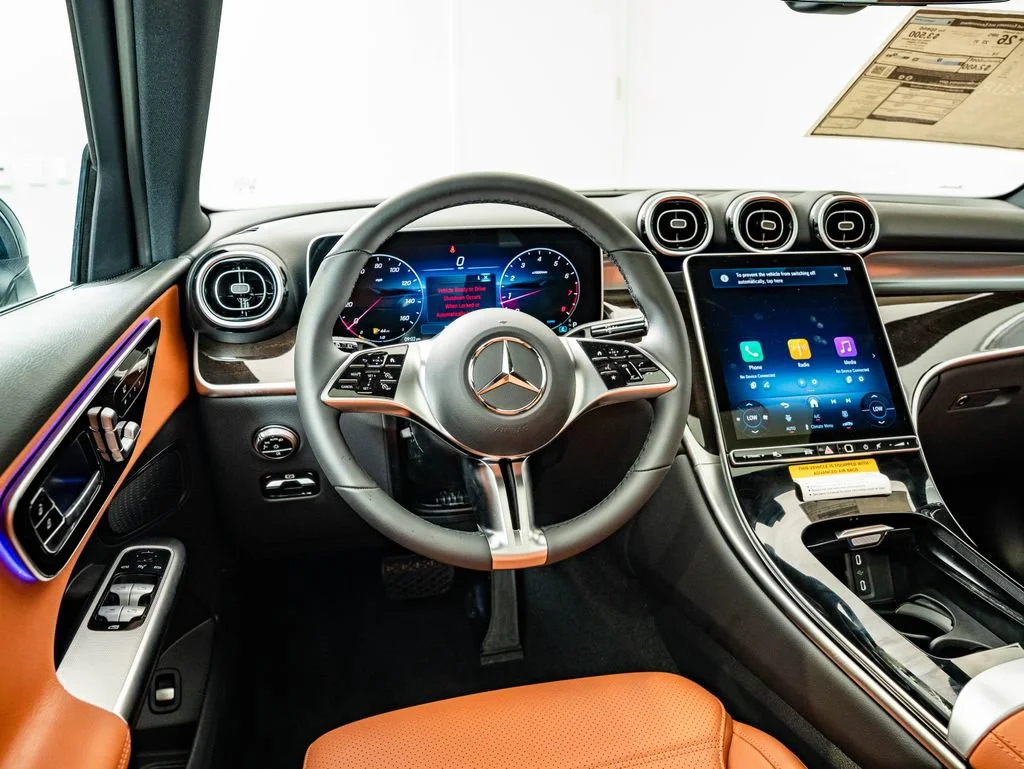 New 2026 Black Mercedes-Benz GLC 300 image 34