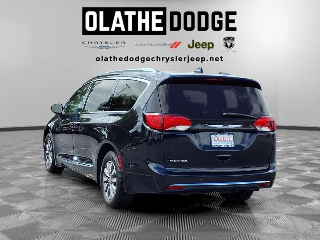Certified Used 2020 Black Chrysler Touring L Plus image 3