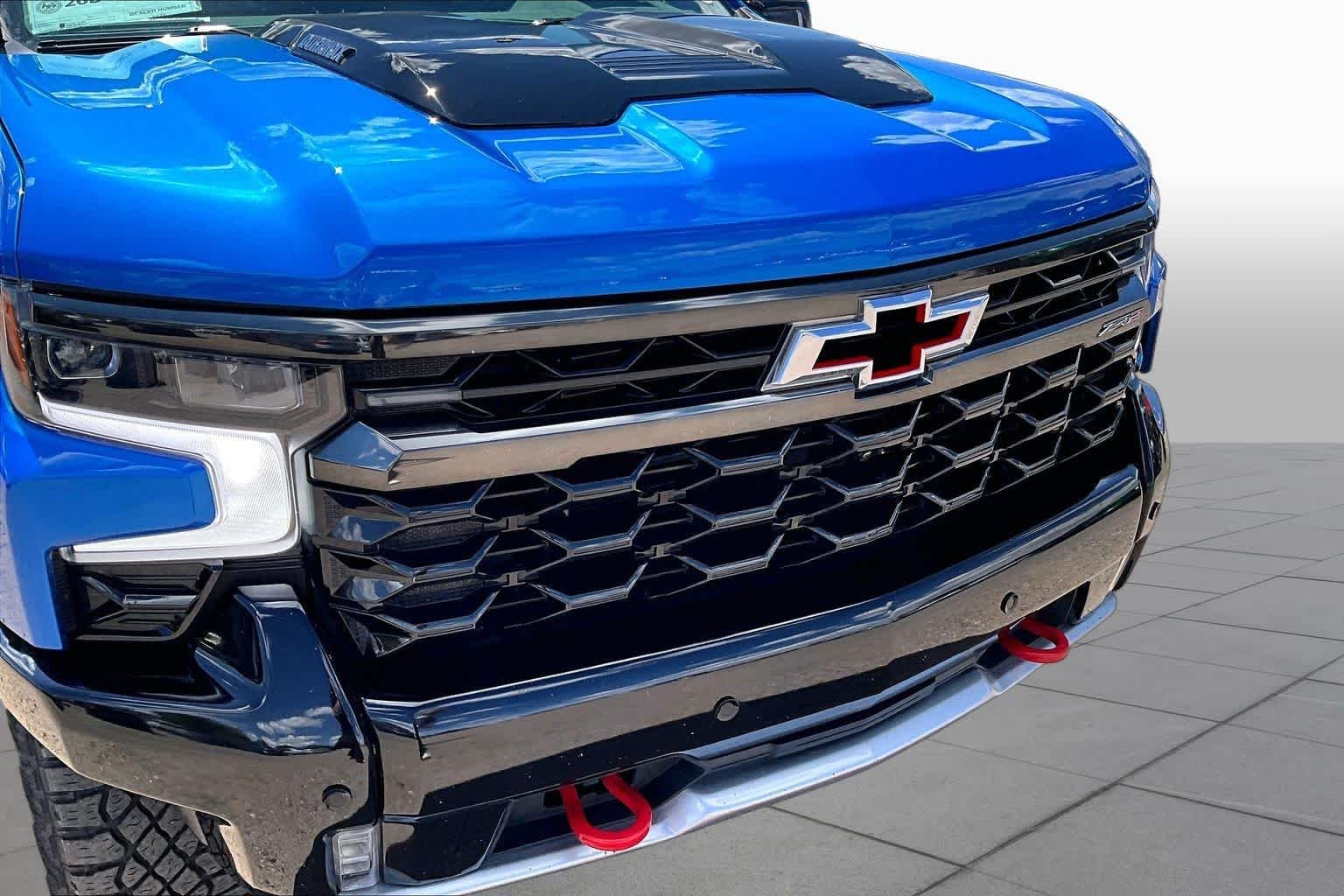 Used 2025 Riptide Blue Metallic Chevrolet ZR2 image 27