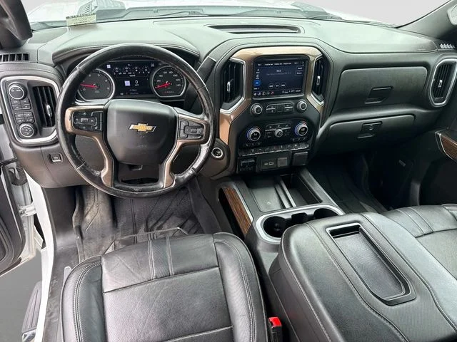 Used 2022 White Chevrolet High Country image 15