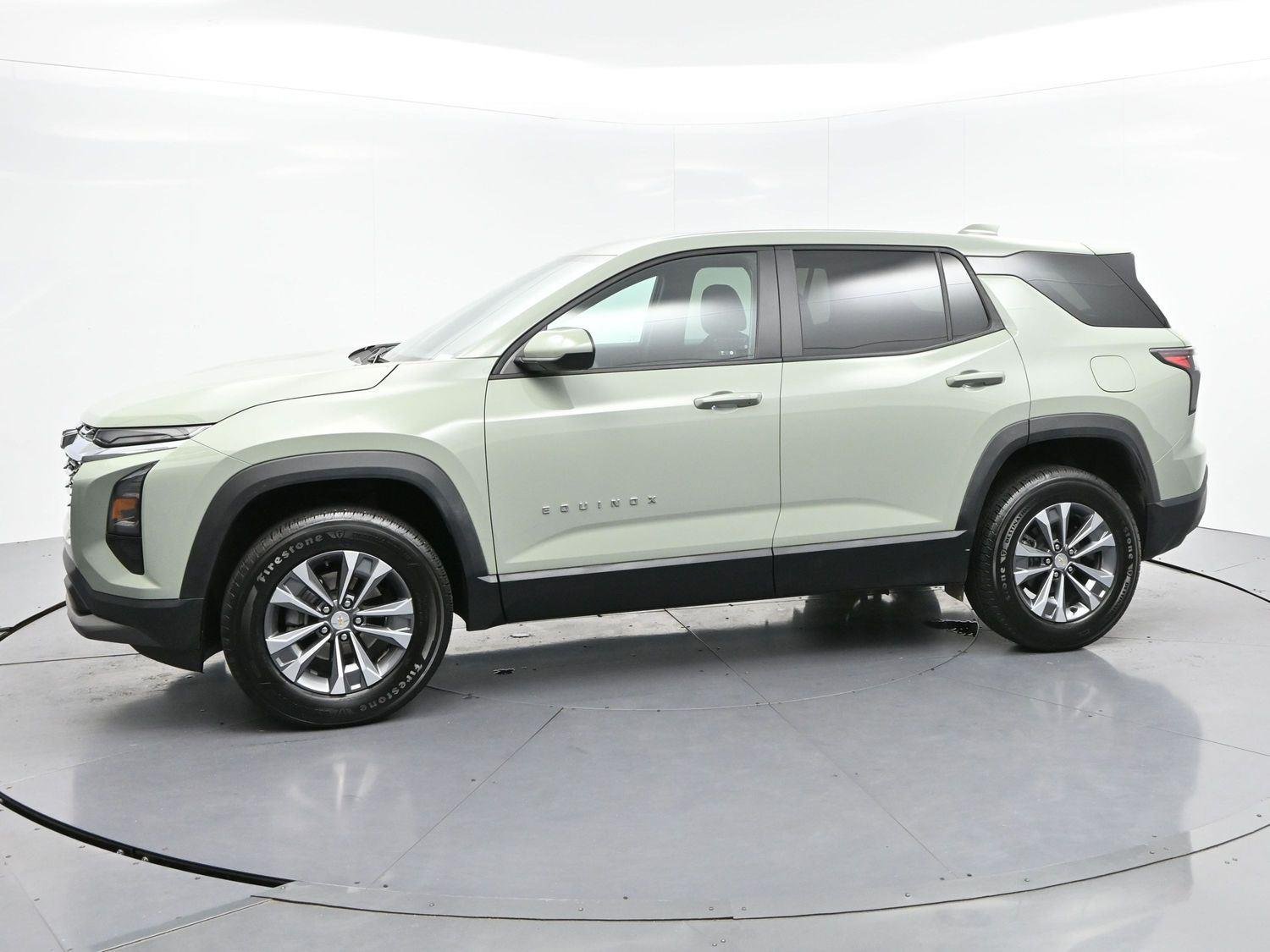 Used 2025 Cacti Green Chevrolet LT image 4