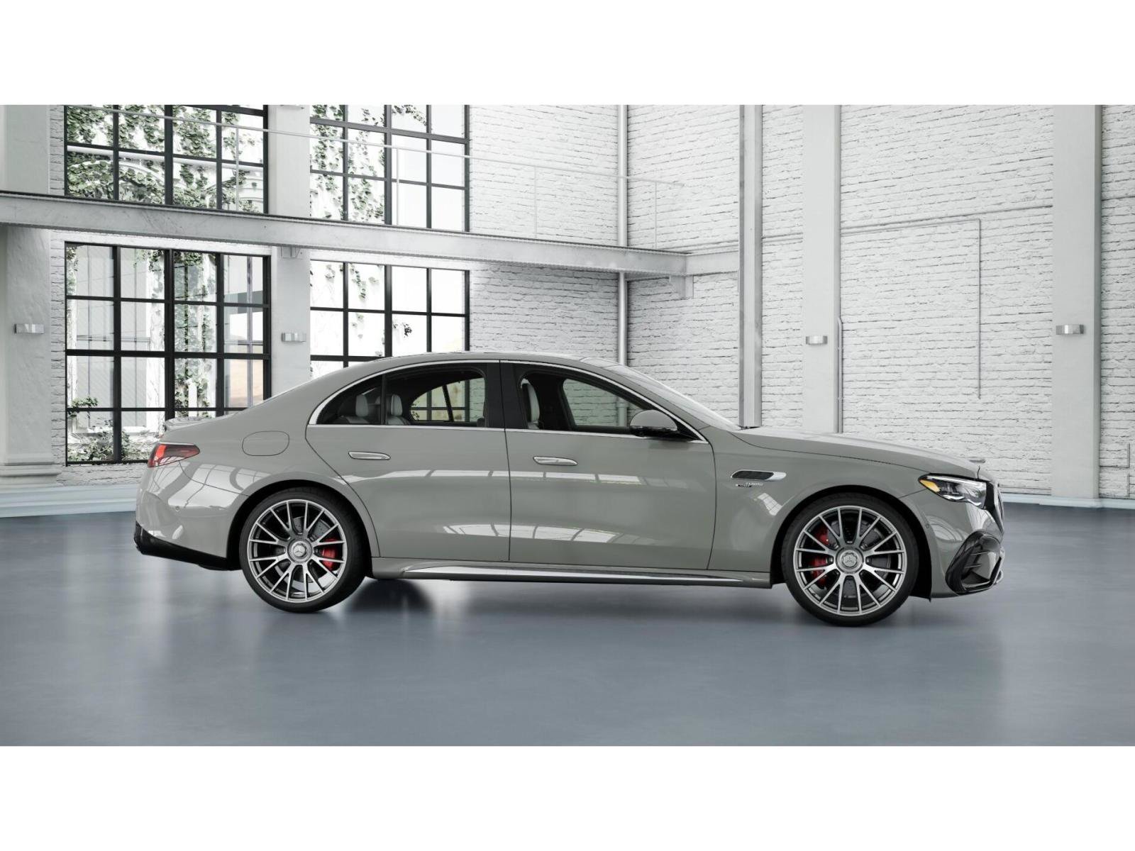 New 2027 MANUFAKTUR Alpine Grey Mercedes-Benz AMG® E 53 E image 15