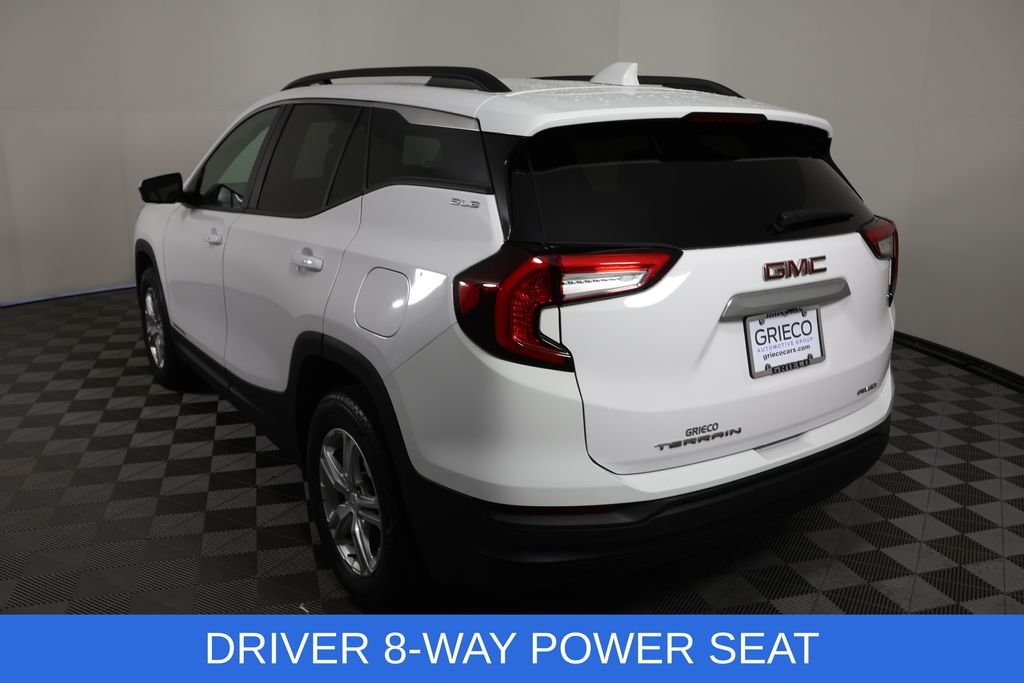 Used 2023 White GMC SLE image 5