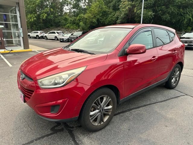 Used 2015 Red Hyundai GLS image 3