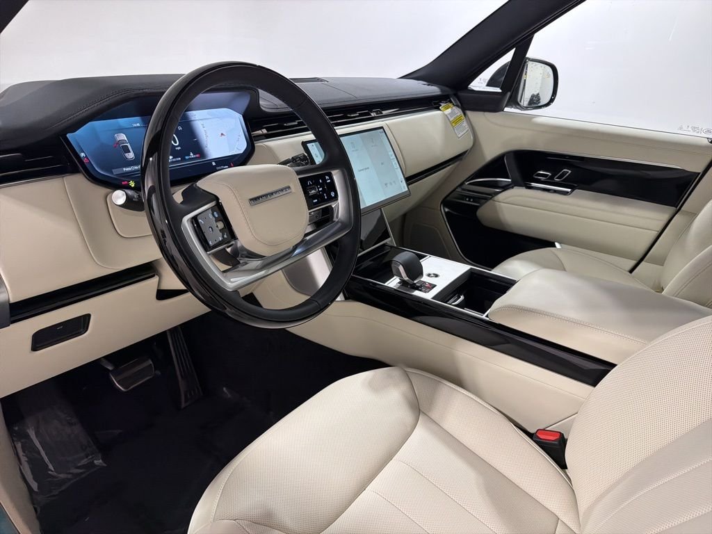 New 2026 Santorini Black Land Rover P530 SE LWB 7 SEAT image 10