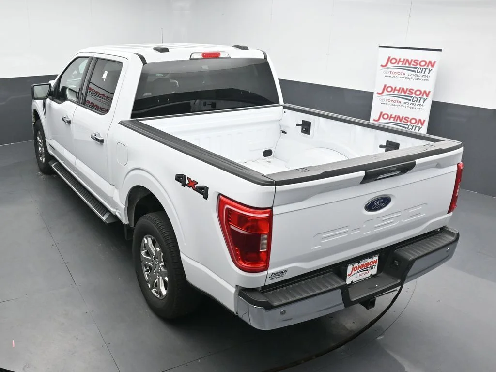 Used 2022 White Ford XLT image 28
