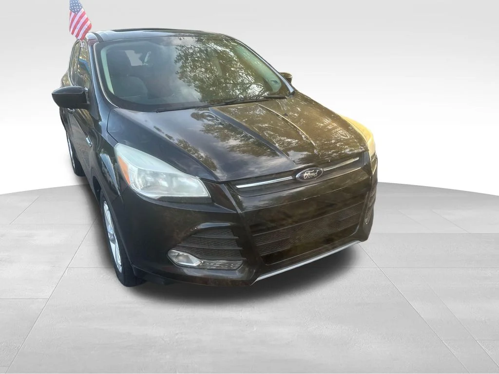 Used 2014 Black Ford SE image 34