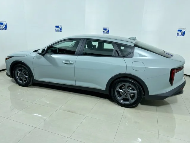 New 2026 MORNING HAZE Kia LXS image 3