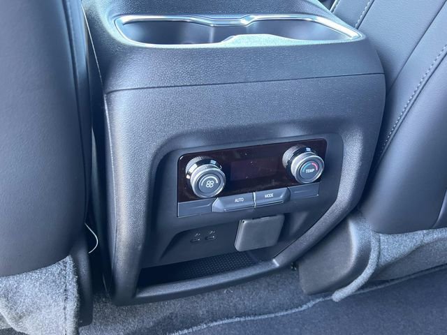 2026 Buick Enclave Sport Touring - Photo 11