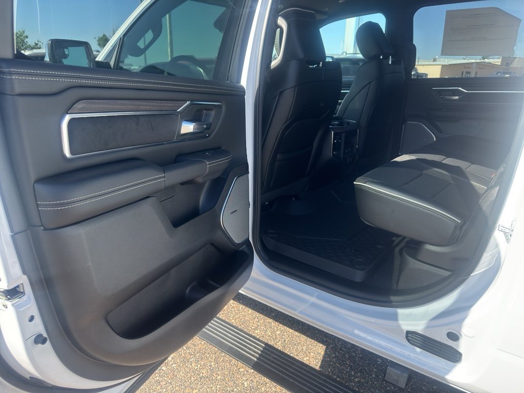 New 2026 Bright White Clear-Coat Exterior Paint RAM Laramie image 15
