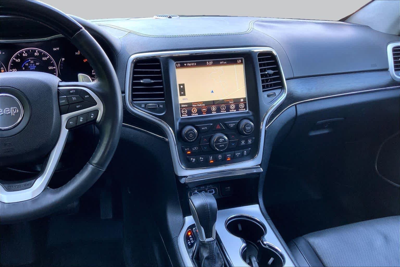 Used 2018 Bright White Clearcoat Jeep Summit image 7