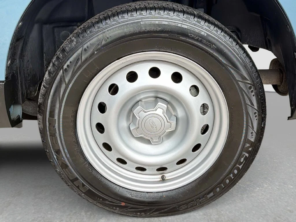 Used 2022 Area 51 Ford XL image 13