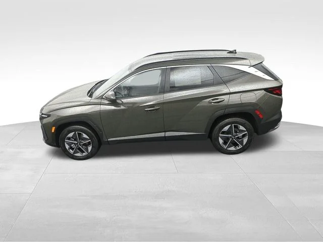 Used 2026 Green Hyundai SEL image 26