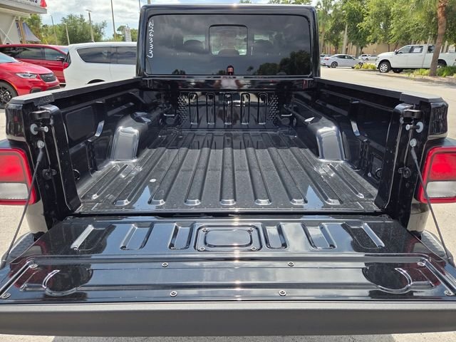 New 2026 Black Clear-Coat Exterior Paint Jeep Sport S image 9