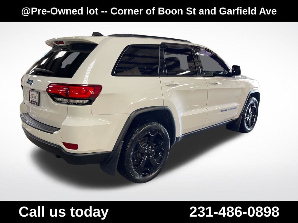Used 2020 White Jeep Laredo image 5