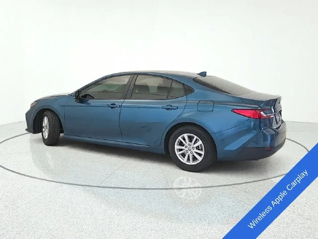 Used 2026 Ocean Toyota LE image 3