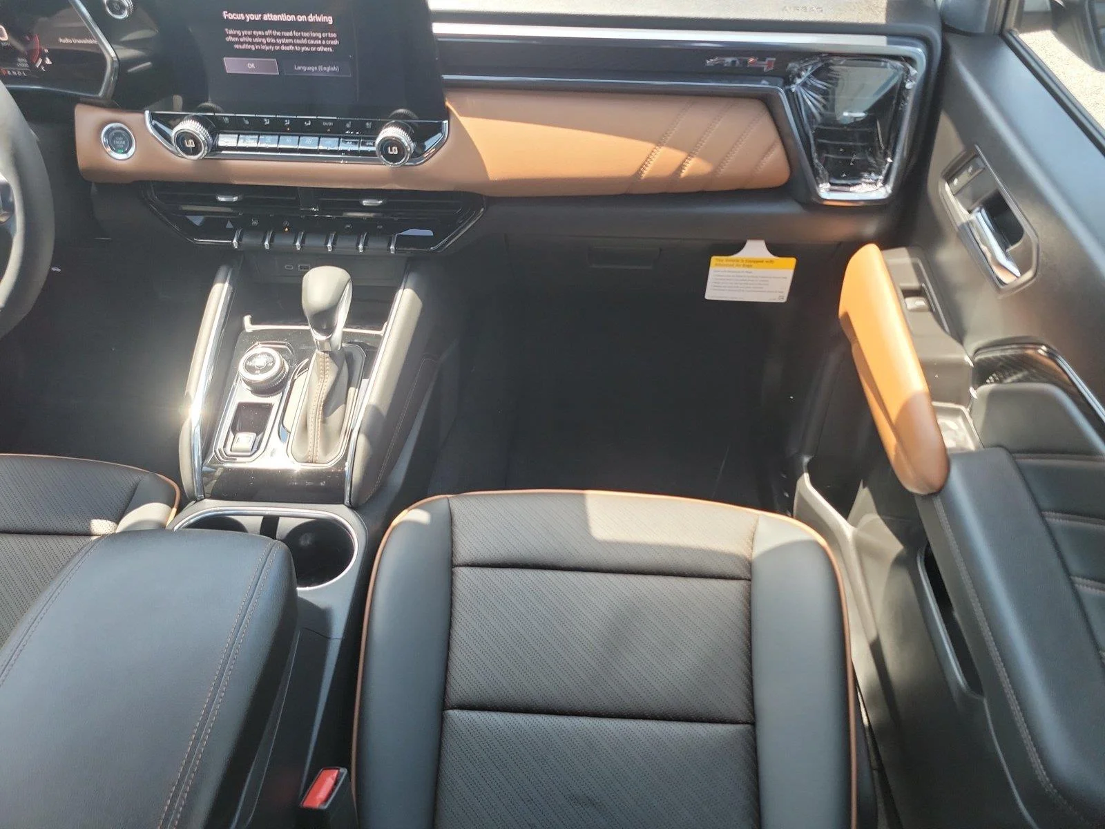 2026 GMC Canyon AT4 - Photo 14
