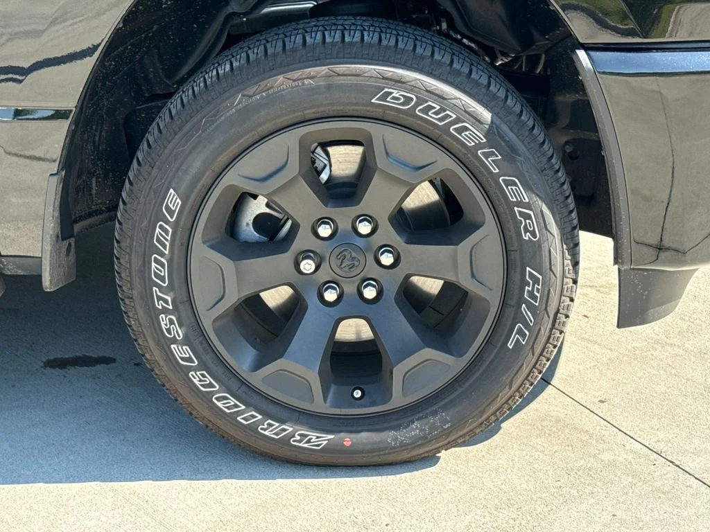 2026 RAM Ram 1500 Pickup Express - Photo 11