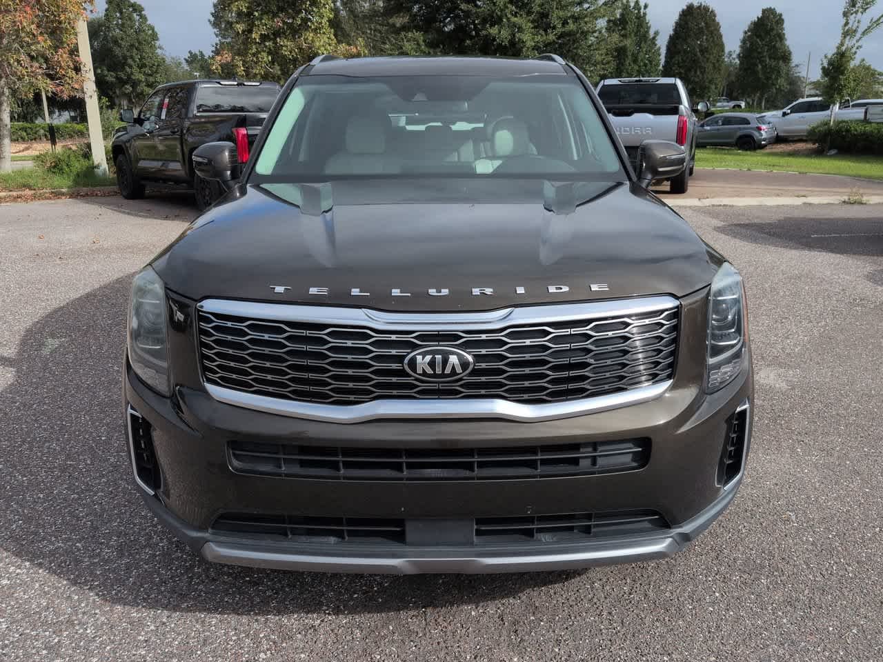 Used 2020 Green Kia EX image 9