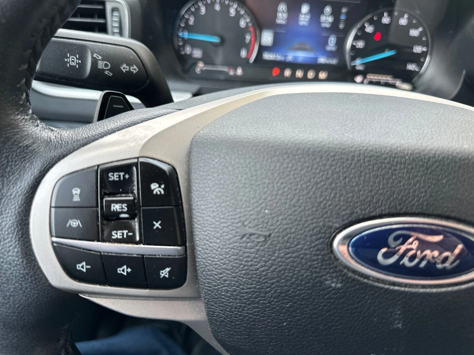 2021 Ford Explorer XLT - Photo 24