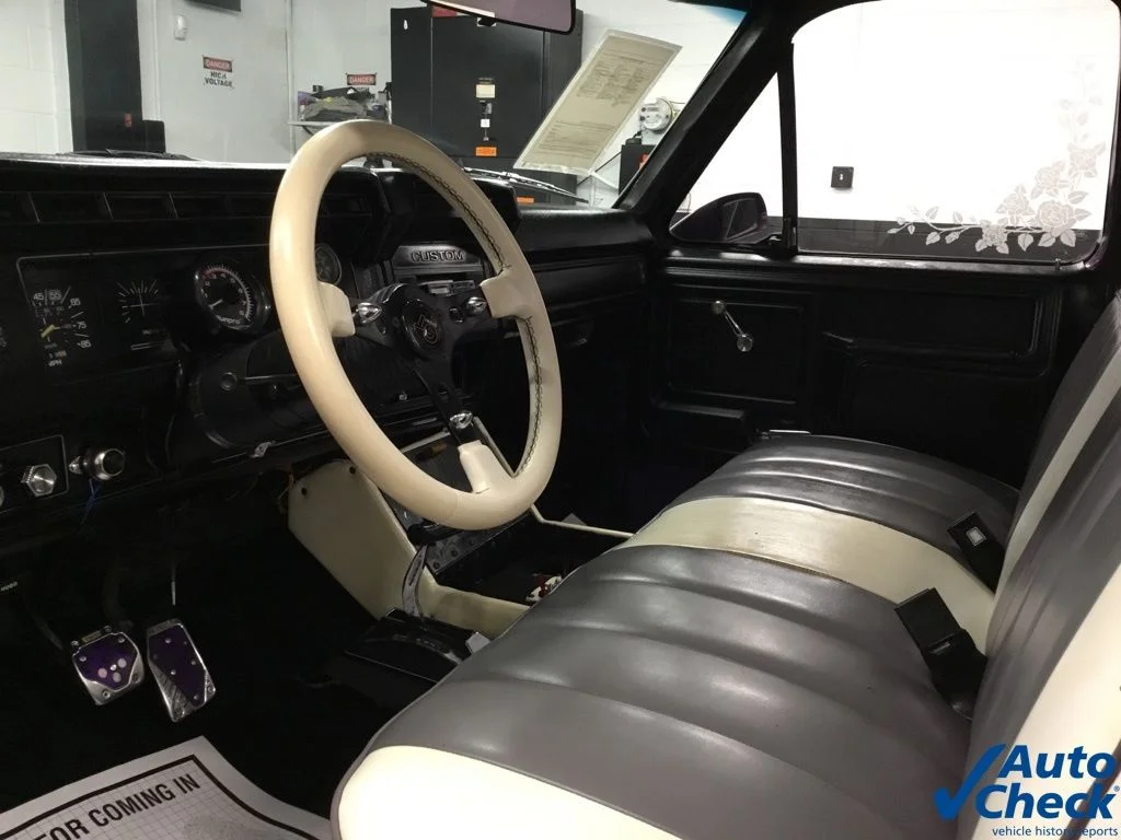 Used 1982 Purple Ford  image 19