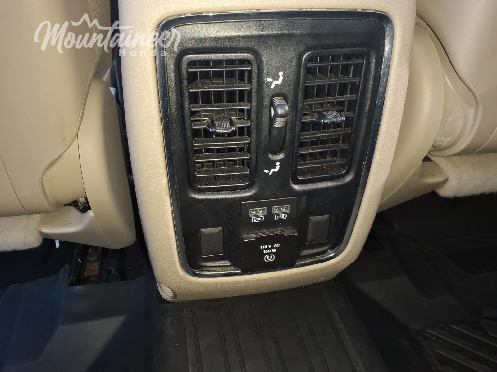 Used 2021 Slate Blue Pearlcoat Jeep Limited image 31