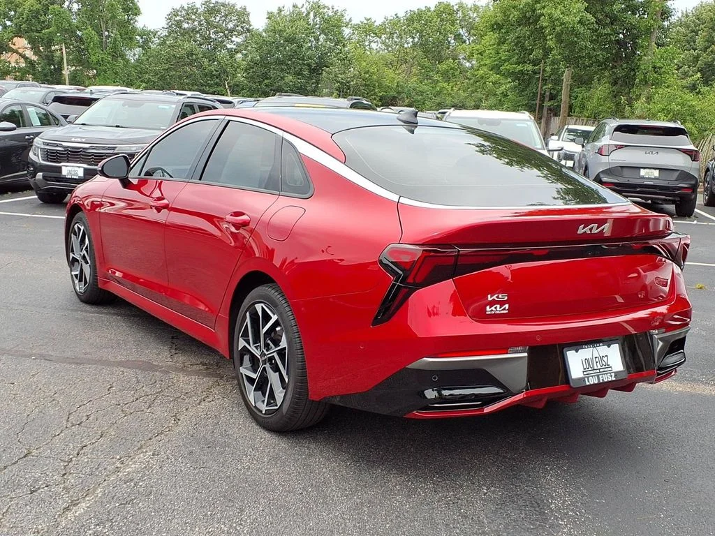 Used 2025 Runway Red Kia EX image 2