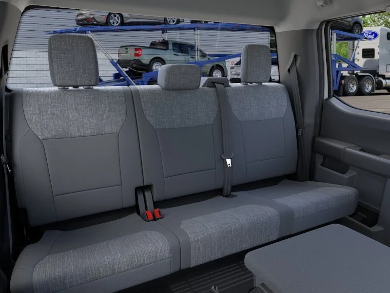 New 2026 Oxford White Ford F-250® XLT image 11