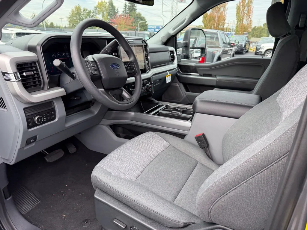 New 2027 Carbonized Gray Metallic Ford F-250® XLT image 12