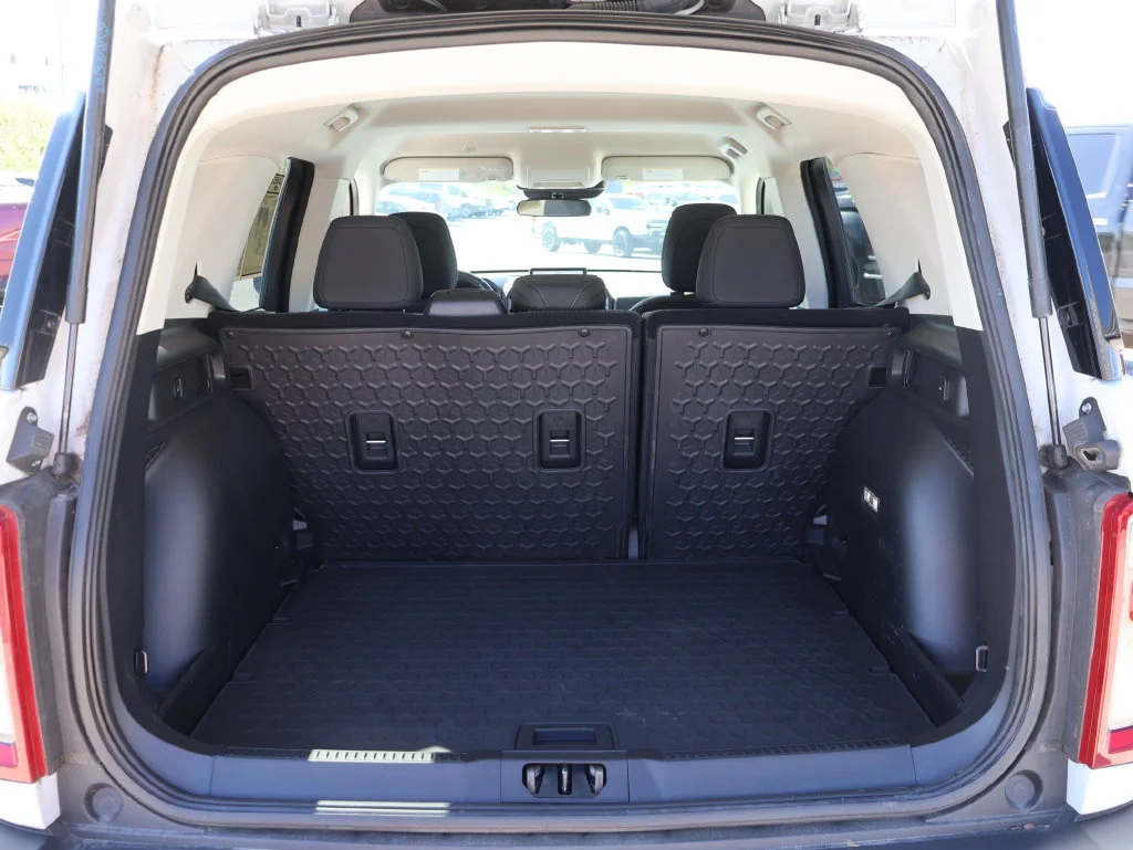 Used 2023 Oxford White Ford Big Bend image 13