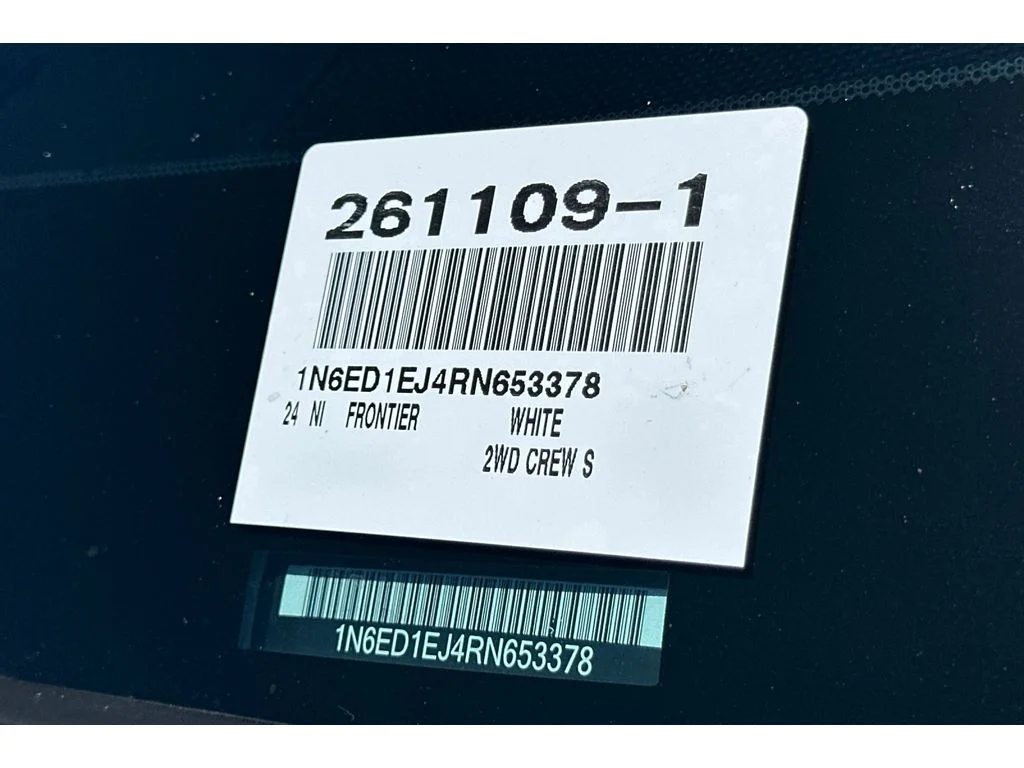 Used 2024 Glacier White Nissan S image 54