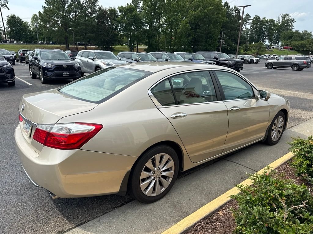 Used 2013 Gold Honda EX-L image 2
