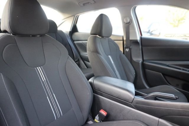 Used 2023 Red Hyundai SEL image 39
