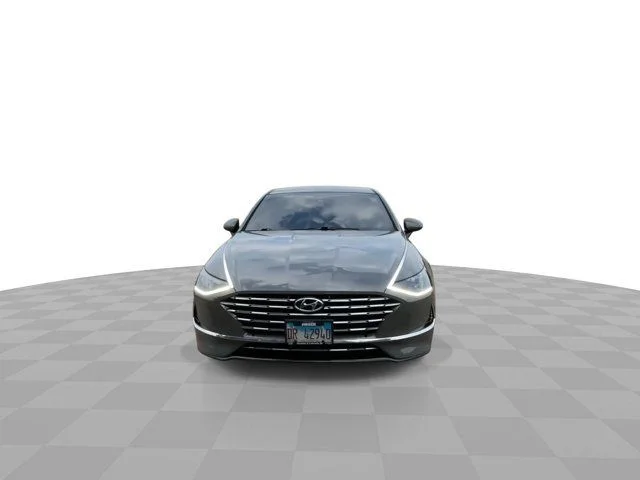 Used 2023 Gray Hyundai SEL image 3
