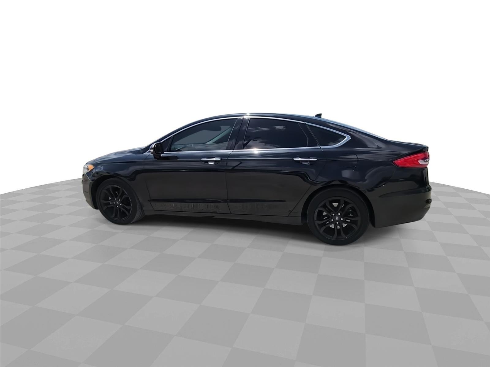 Used 2019 Black Ford SEL image 6