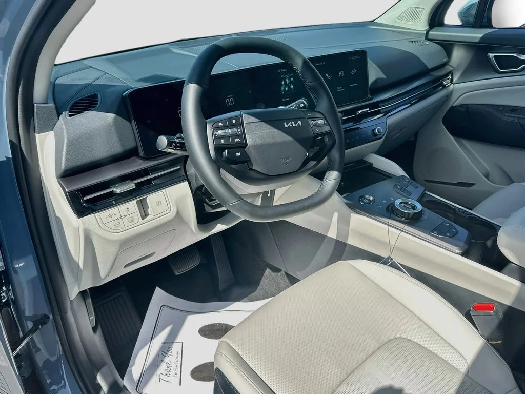 New 2027 Heritage Blue Kia EX image 9