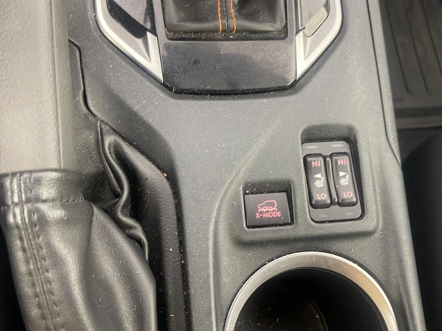 Used 2019 Dark Gray Metallic Subaru Limited image 22