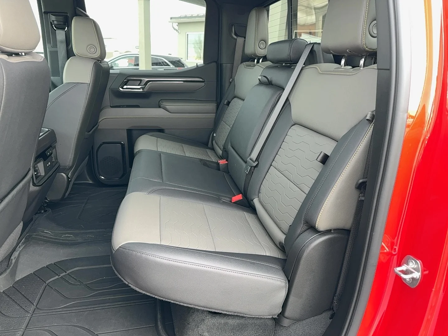 Used 2024 Red Hot Chevrolet ZR2 image 33