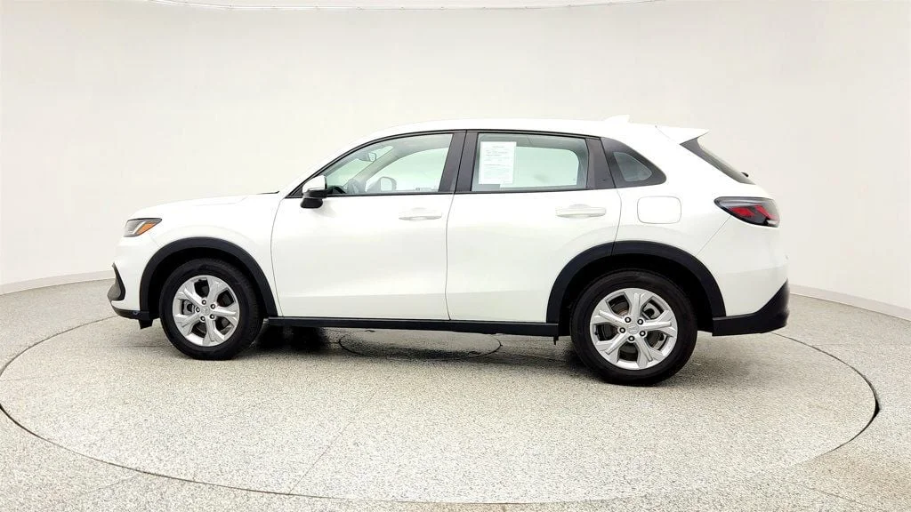 Used 2023 Platinum White Pearl Honda LX AWD CVT image 8