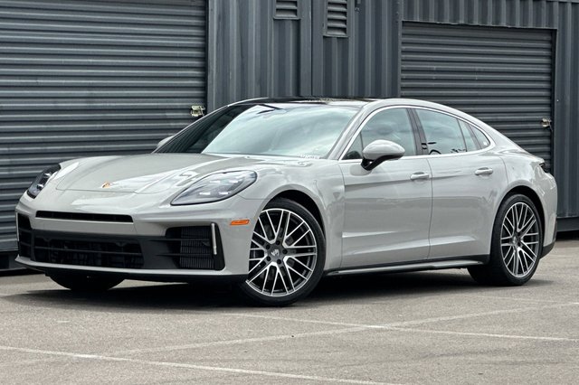 2026 Porsche Panamera 