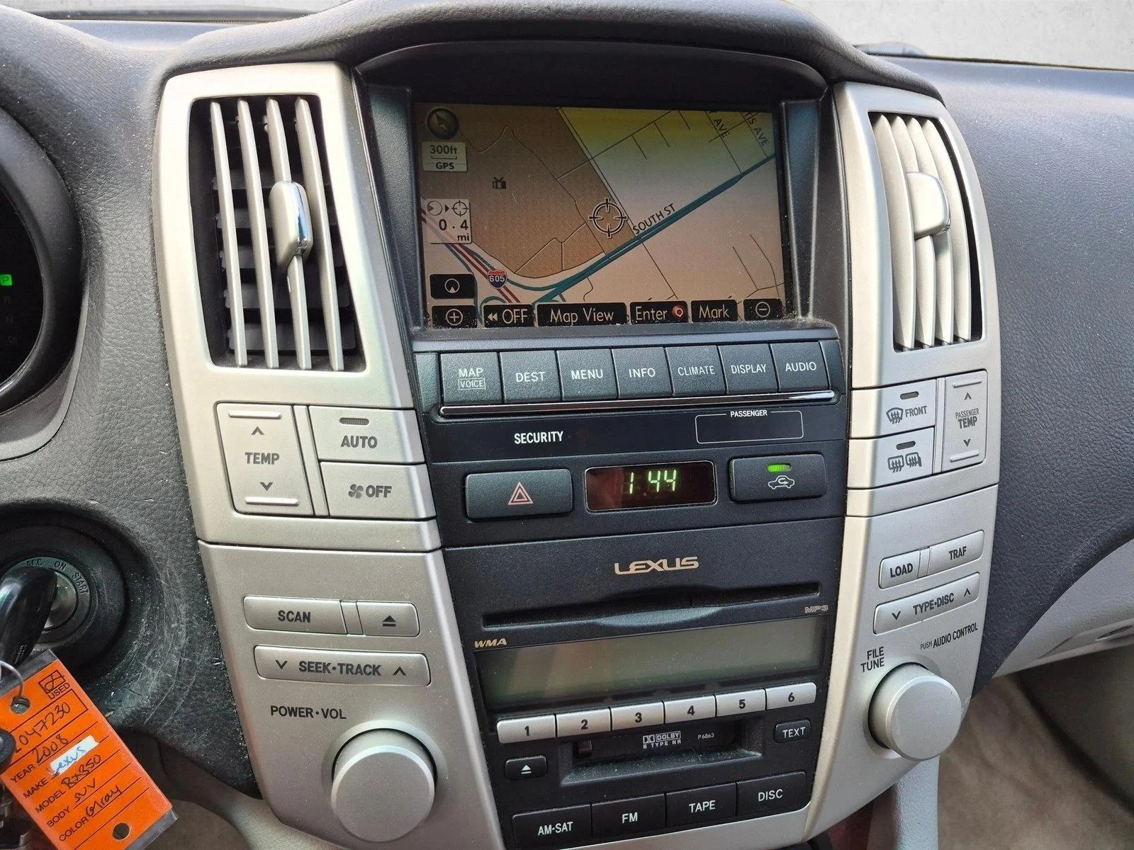 Used 2008 Silver/Gray Lexus  image 10