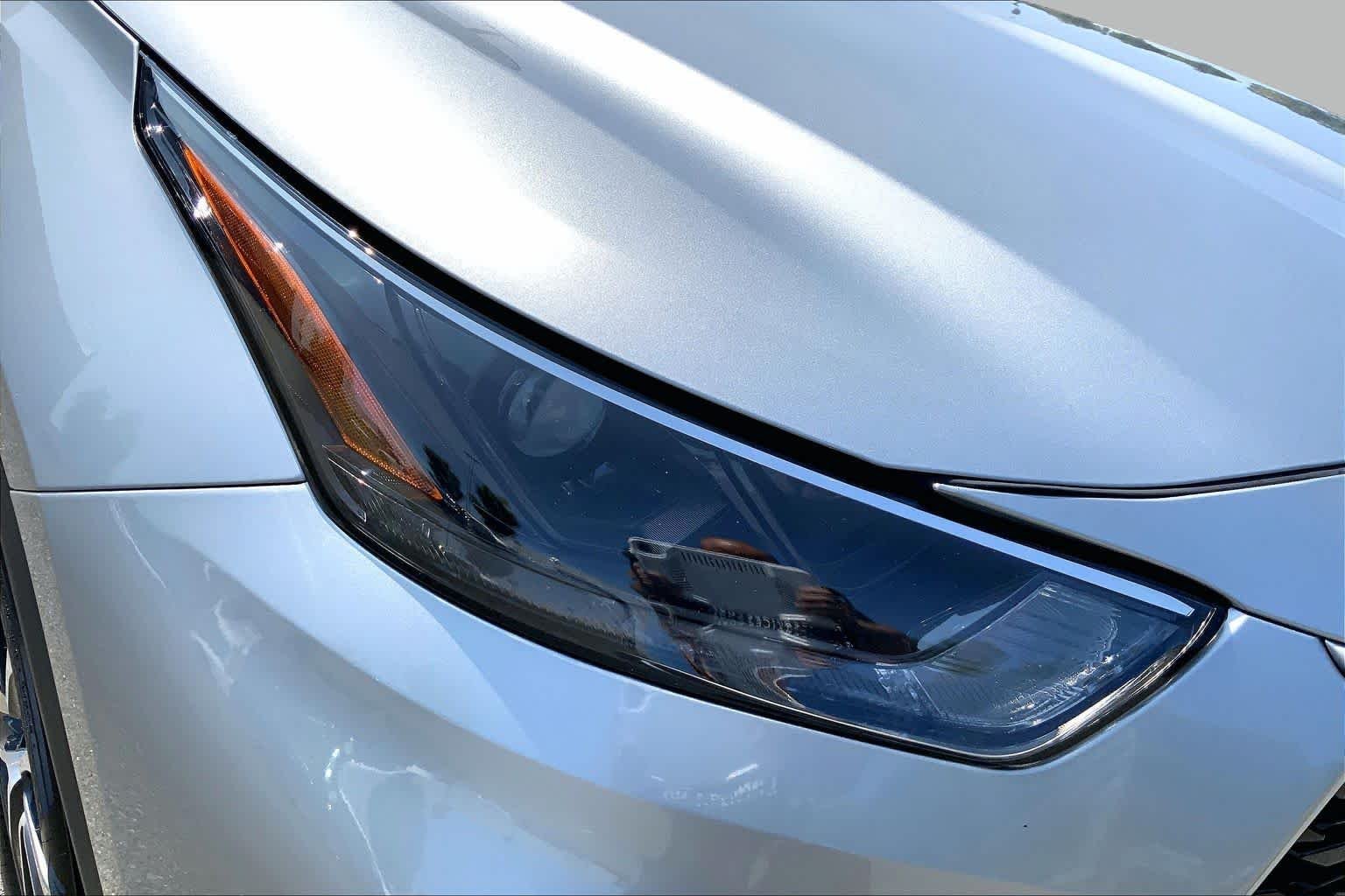 Used 2023 Celestial Silver Metallic Toyota Hybrid XLE image 28