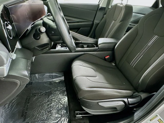 Certified Pre-Owned 2025 Hyundai Elantra SEL Convenience