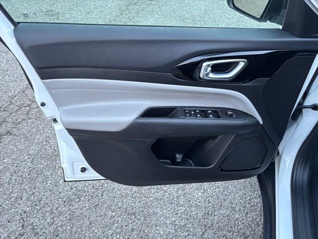 2023 Jeep Compass Limited - Photo 28