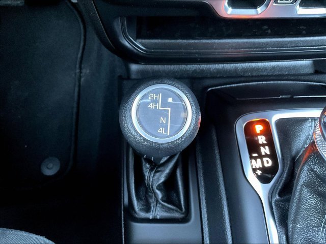Used 2024 Gray Jeep Sport S image 17