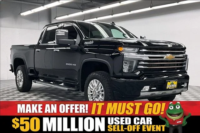 Used 2022 Black Chevrolet High Country image 1