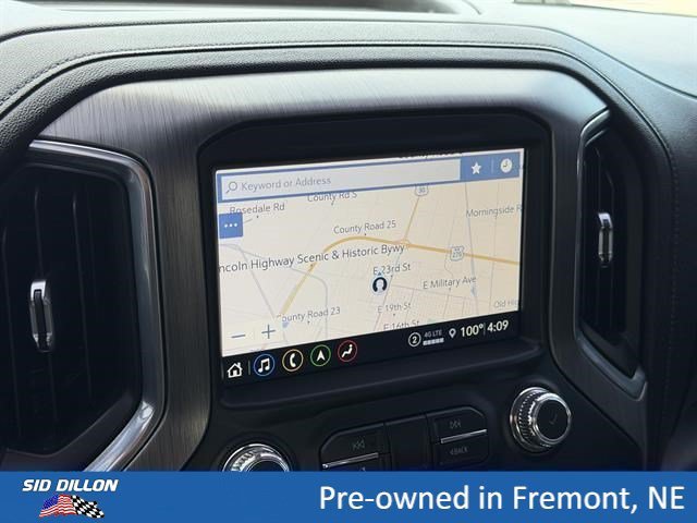 Used 2021 White Frost Tricoat GMC Denali image 10