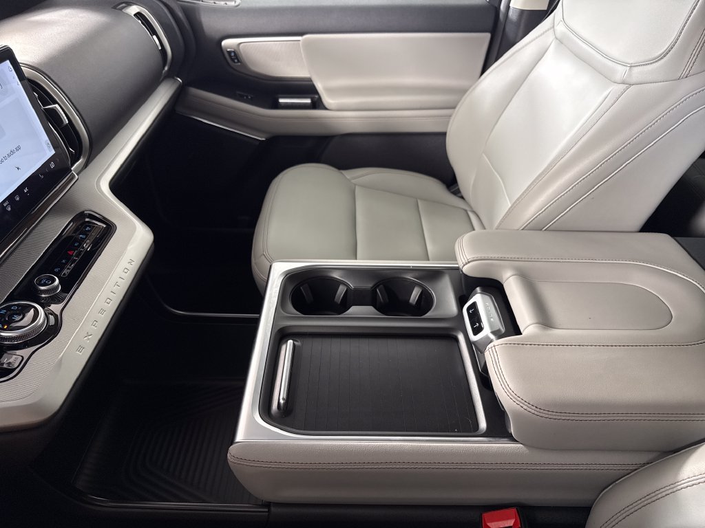 Used 2025 Silver Ford Active image 22