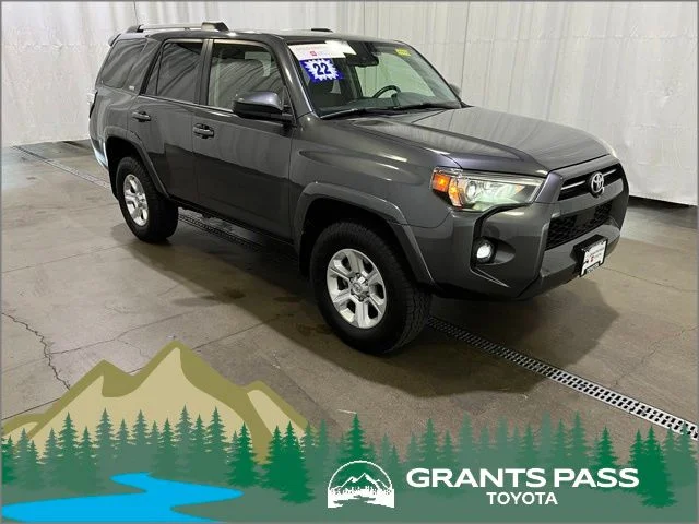 2022 Toyota 4Runner SR5 4WD V6's photo