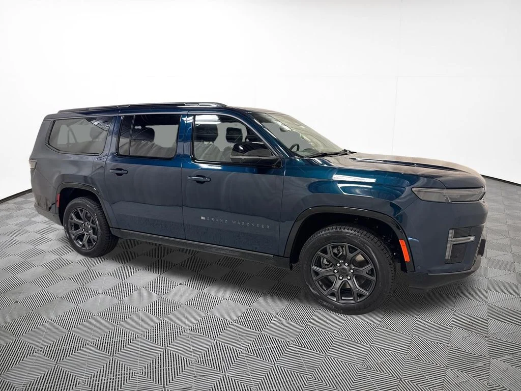 New 2026 Fathom Blue Pearl-Coat Exterior Paint (Late Availability) Jeep Limited Altitude image 5